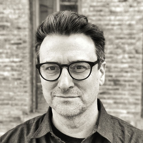 Erik T Johnson